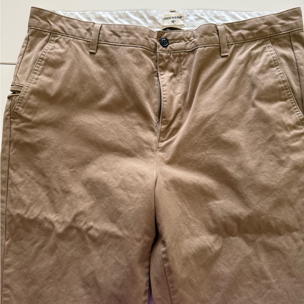 Dockers Tan Chinos Classic Style